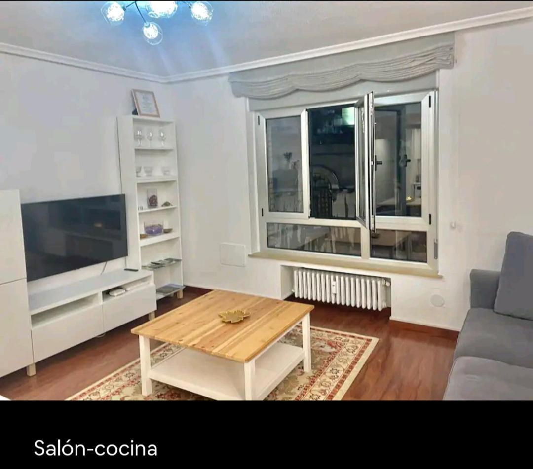 Apartamento Piso Nuevo Centro Doctor Casal Oviedo Exterior foto